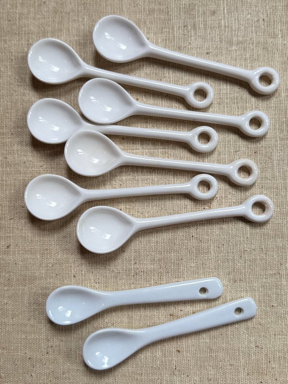 Small Porcelain Ceramic Spice Jar Spoons 9